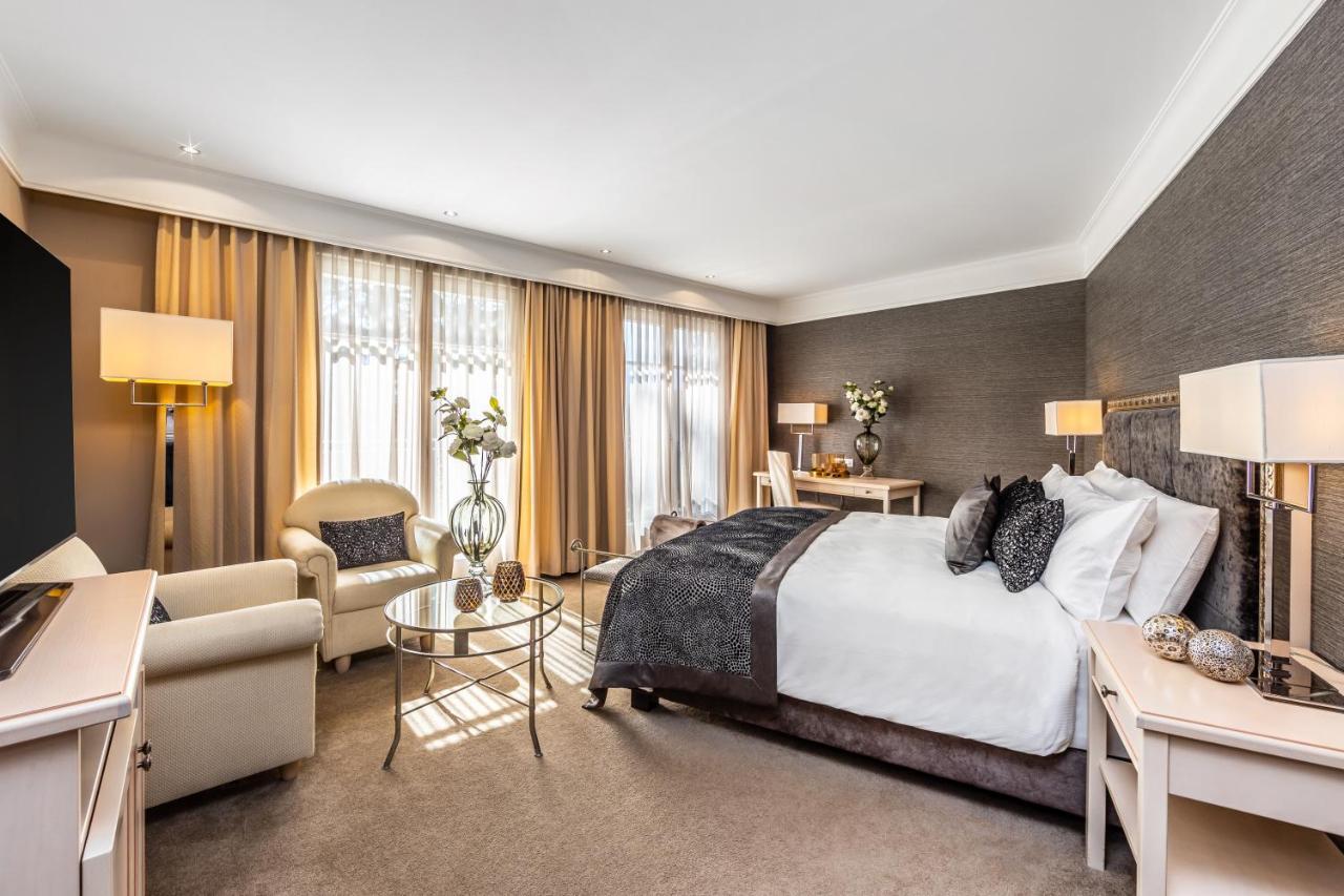 Villa Eden A Member Of Leading Hotels Of The World Merano Esterno foto